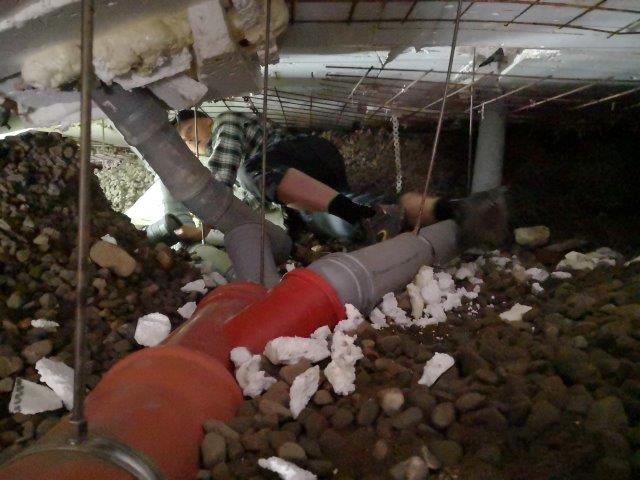 Kaivettiin talon alle.